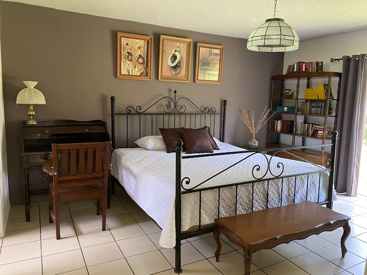 غرفة النوم 1