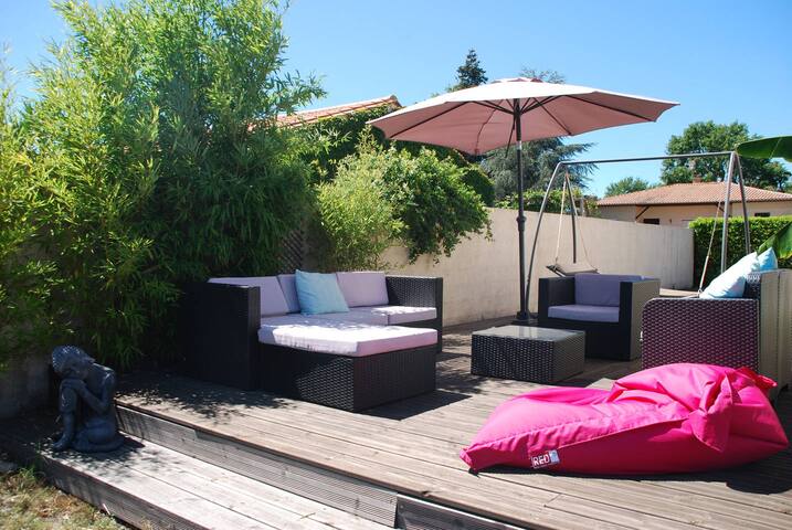 Maison + piscine chauffée entre Bordeaux et océan gallery image 3