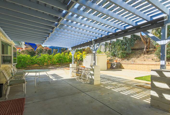 Rowland Retreat gallery image 3