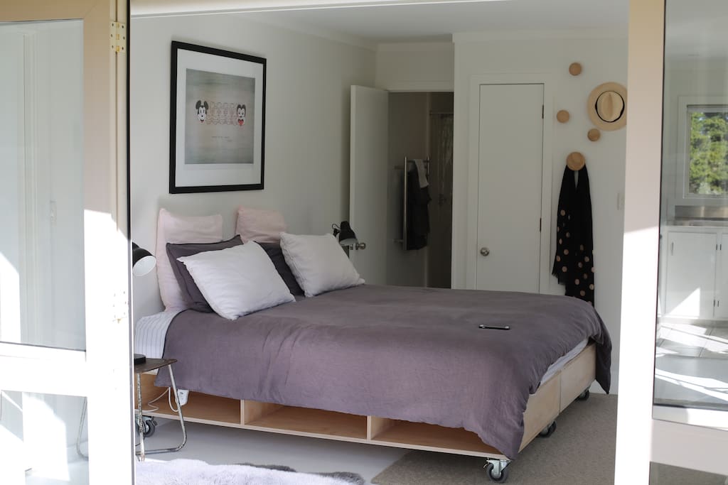 Luxurious Super King Bed