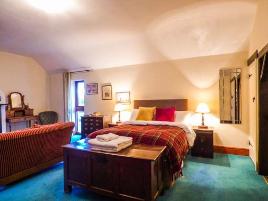 High quality professionally laundered Egyptian cotton bedding.