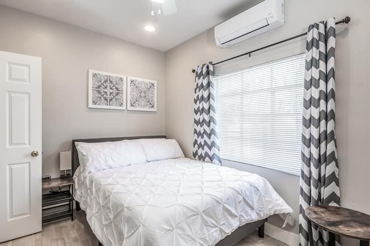 เตียงควีนไซส์