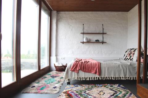 Tent House ❤️ AC | Big Terrace w View | Free Bikes