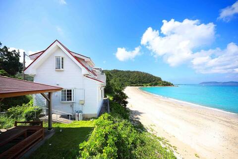 Kurasaki beach, Amami Oshima. Right on the beach.