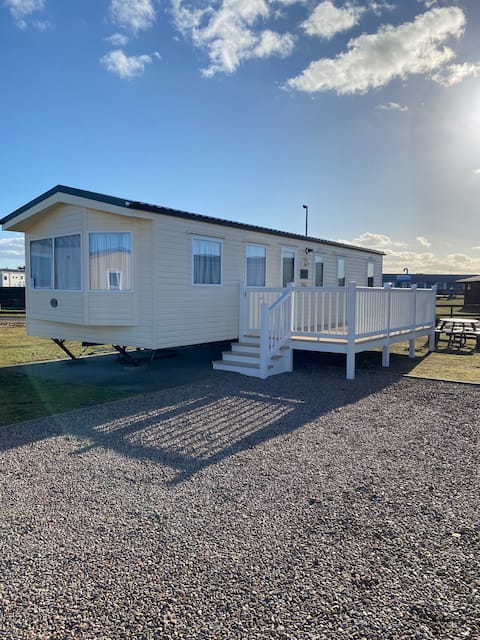 Cozy’s Caravan Hire Silversands Lossiemouth