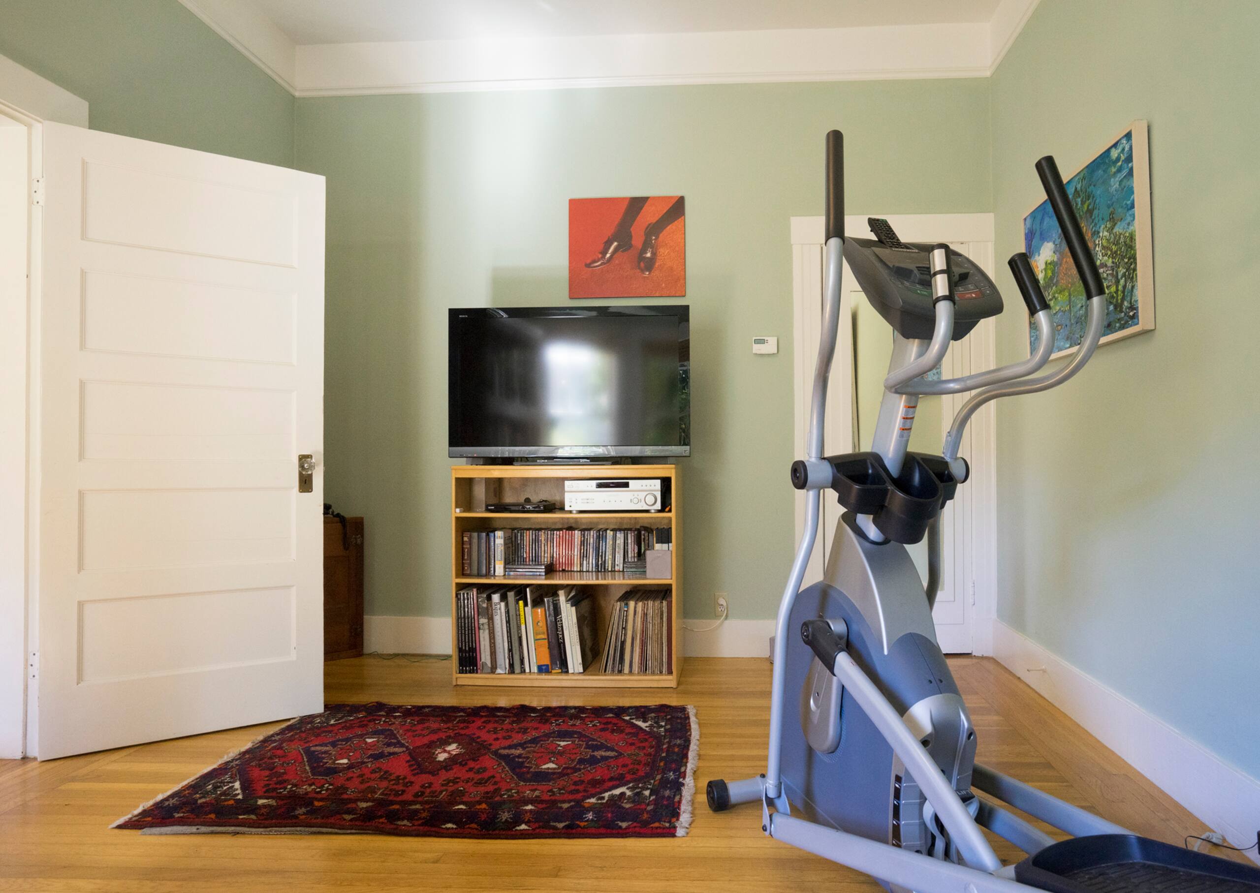 Home in San Francisco · ★4.9 · 6 bedrooms · 8 beds · 2 baths - Image 19