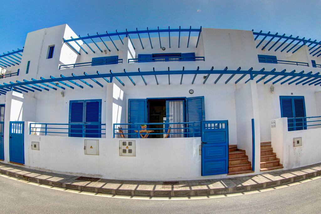 Entrada a la casa
