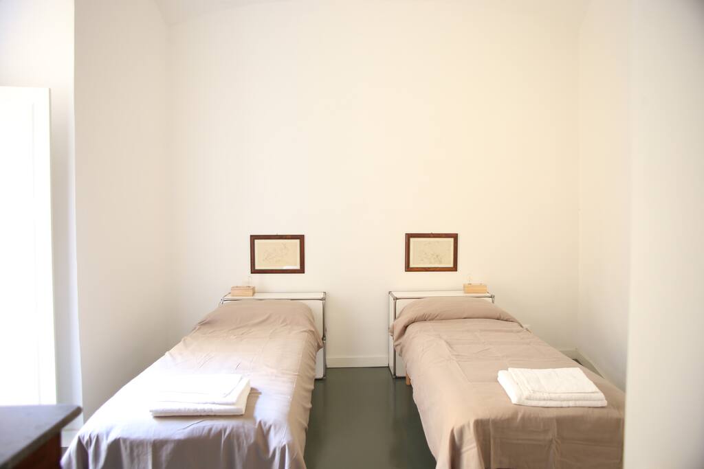 Double bedroom in suite (Blue apt)