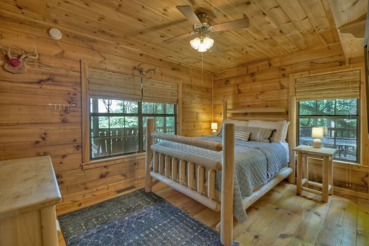 Საძინებელი #2 152 × 203 სმ ზომის საწოლით