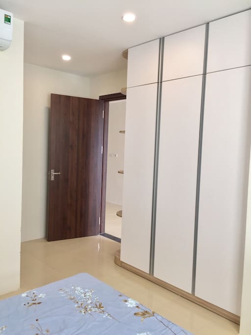 Closet in room 1