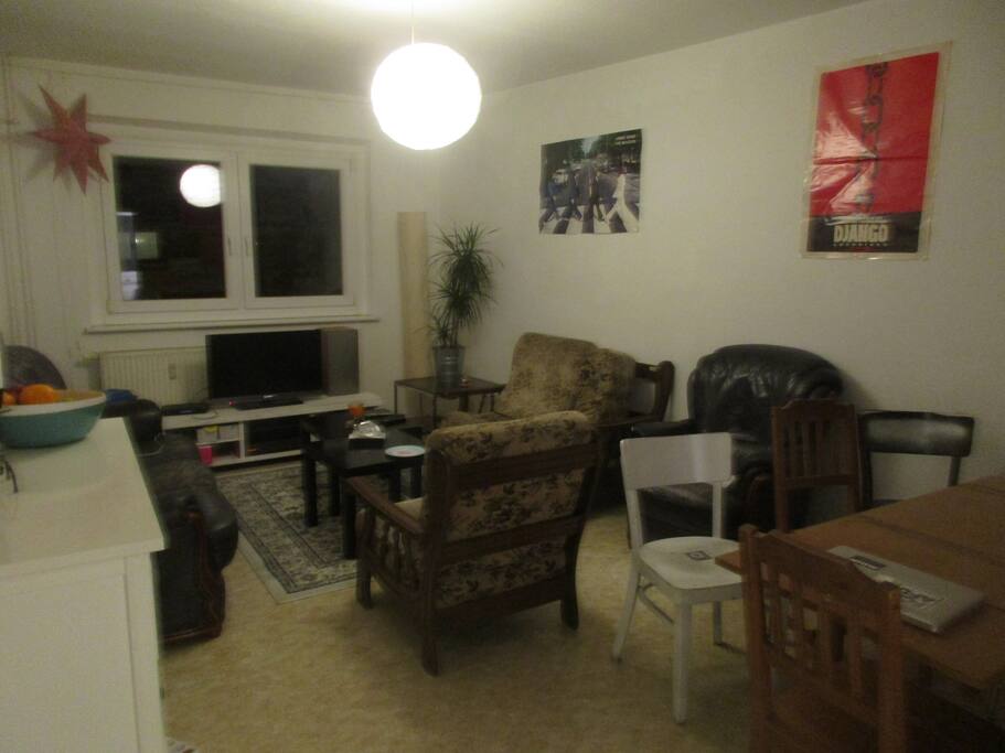 Das gemeinsame Wohnzimmer/the shared living room