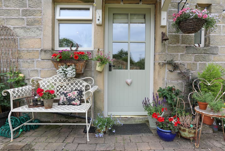 Airbnb Trawden Holiday Rentals Places To Stay England