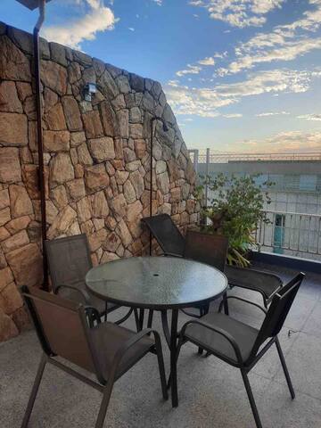 Céu e Mar: Cobertura duplex em frente à praia gallery image 4