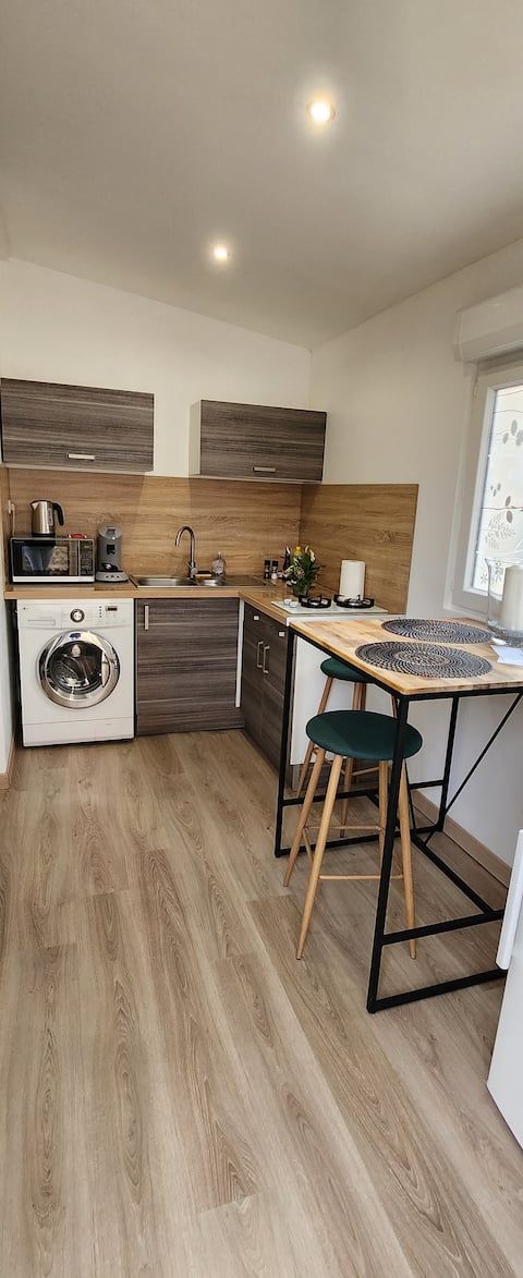 Charming equipped studio in Elbeuf.