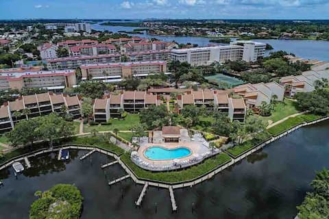 Siesta Key Condo.  Checkout our great rates!
