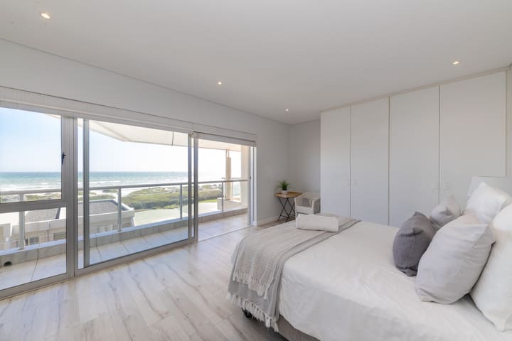 Dolphin Beach C110 Beachfront Beauty by HMH