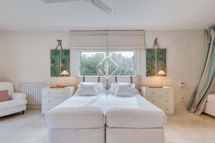 Can Roca exclusive villa in Pals gallery image 2