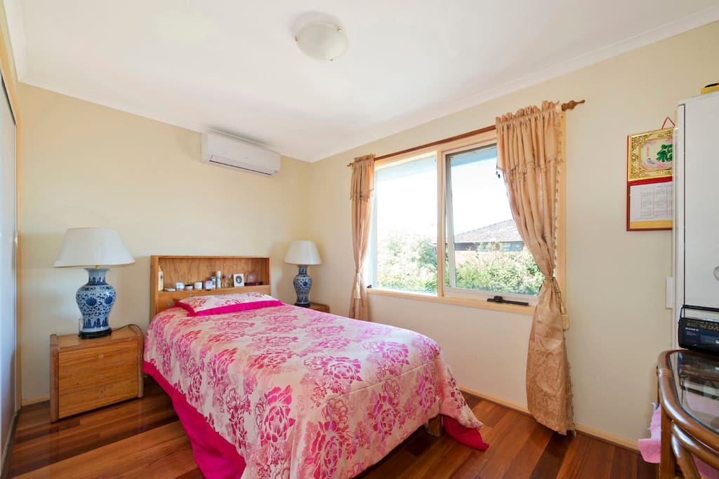 Two Bed Room In Macleod For Rent Two Bed Room In Macleod For Rent