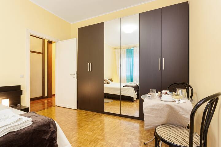 Splendid apartment 5 min walk from St Peter's