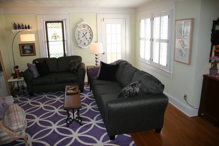 Gaslight Cottage Downtown Hendersonville Houses For Rent In