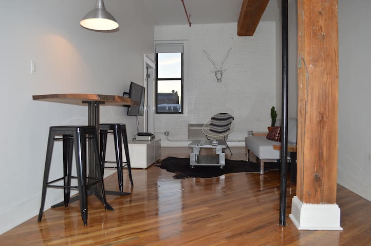 Stunning 1BR Brooklyn Loft