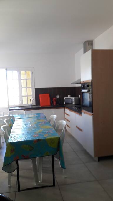 CUISINE ET SALLE A MANGER