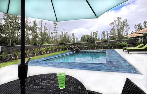 Top performing Airbnb: Plantation Style Home in Hawaiian Paradise Park