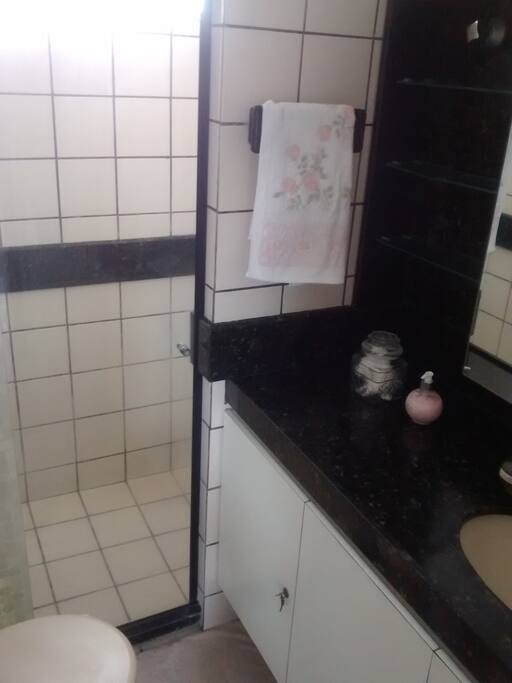 Banheiro compartilhado