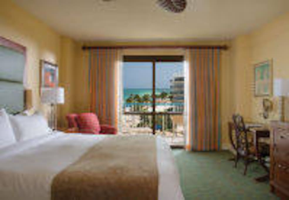 Villa Master Bedroom - Oceanside
Relax and unwind in your luxurious master bedroom after a day on the beach.
