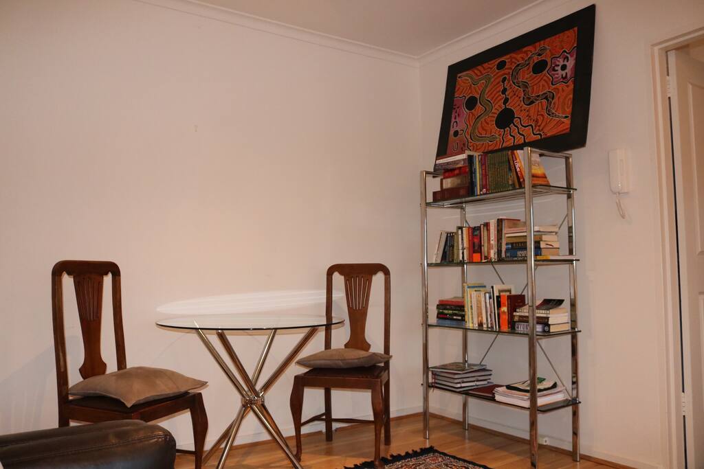 Lounge room eating area