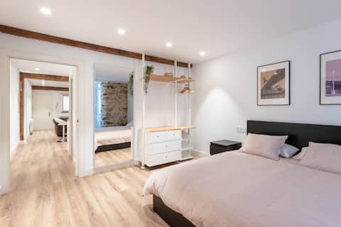 NEW APARTMENT, next to OLD TOWN