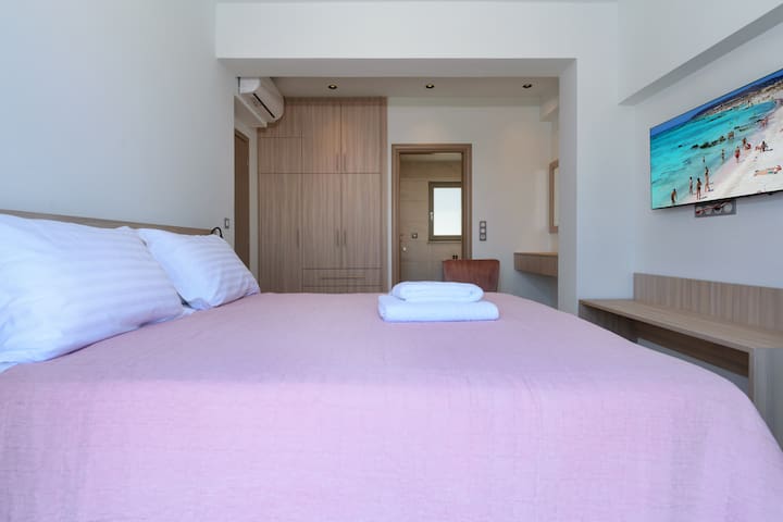 KATAKIS LUXURY VILLAS THALIA