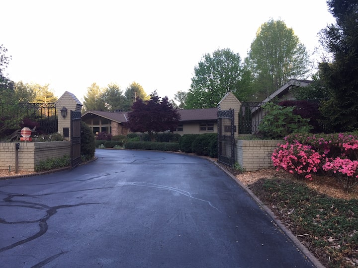 Top 10 Airbnb Vacation Rentals In Wilkesboro, North Carolina Updated