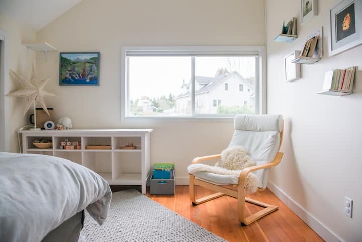 卧室2 （标准双人床）