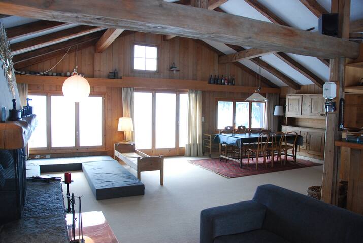 Old beautiful swiss alp chalet gallery image 4