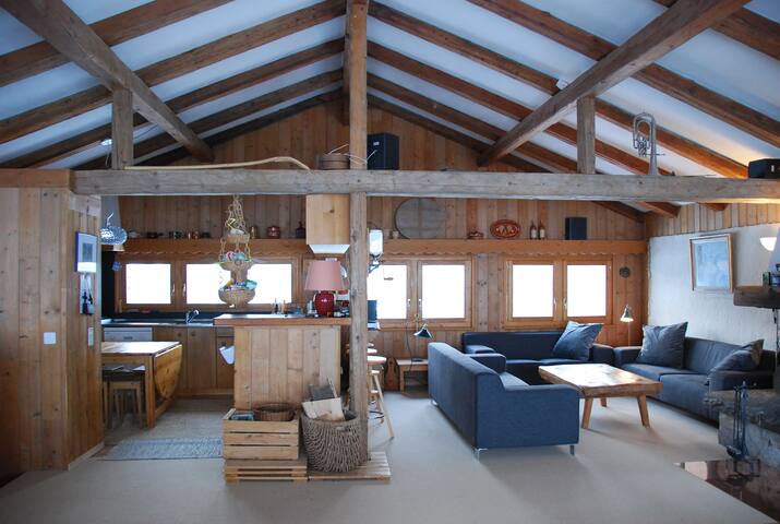 Old beautiful swiss alp chalet gallery image 5