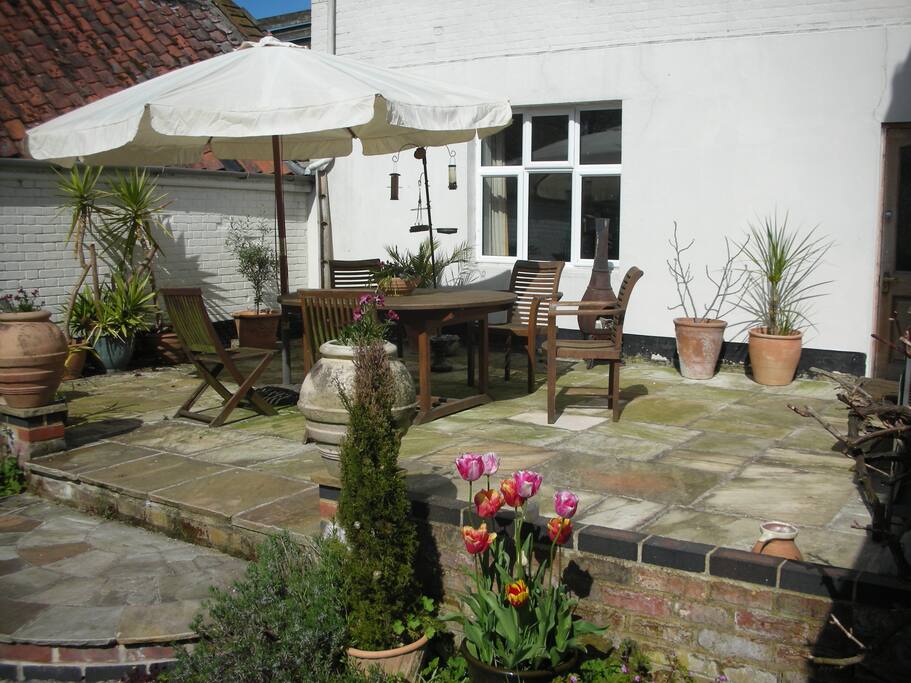 Sunny terrace for alfresco breakfasts