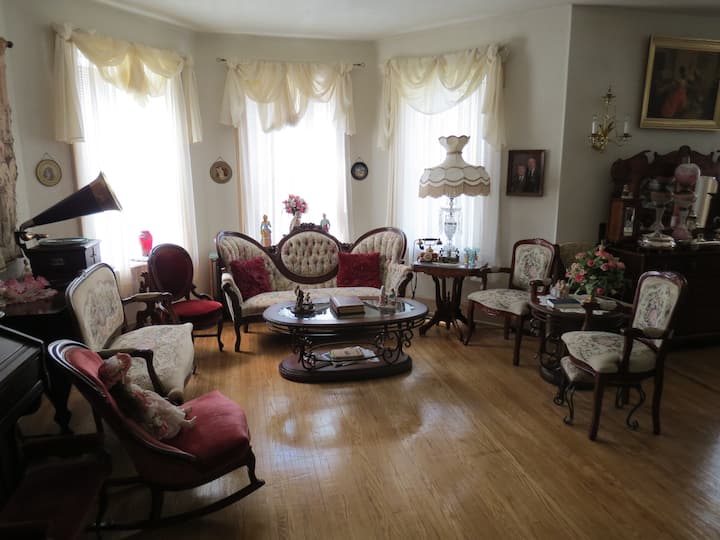 The Tappan House B&b Andrew's Americana Room - Mansfield, OH