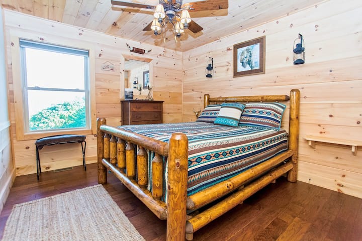 Queen Size Bed --  2nd Floor
(3 of 5 Bedrooms)