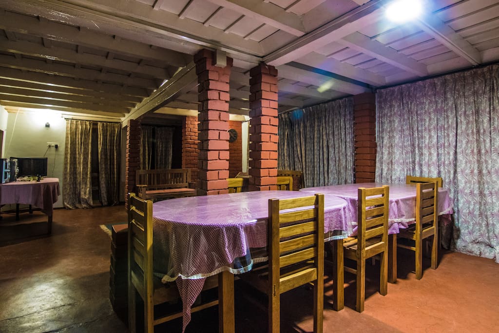 Enjoy the delicacies of coorg at the dining portion