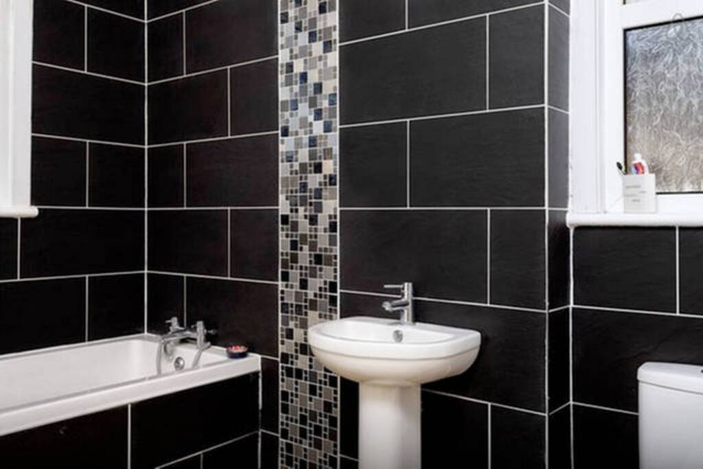 Main Bathroom