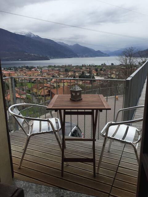 Stunning lake view terrace