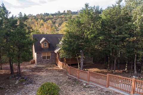Lazy Pines Lodge