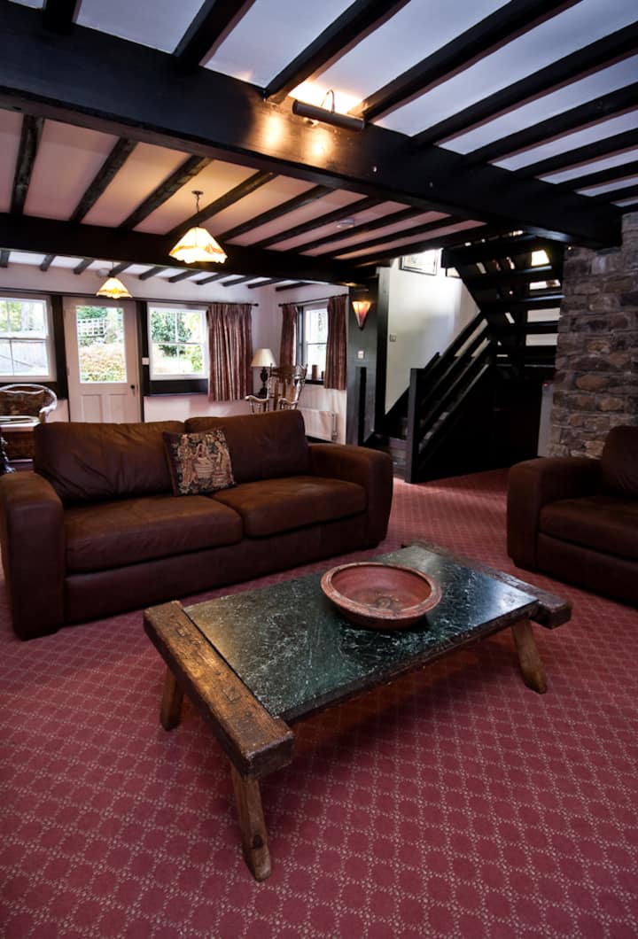 Ivy Cottage
