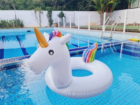 Pool Villa Melaka up to 18 pax!
