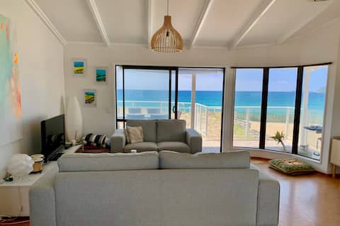 Tairua Beach Escape - Absolute Beach Front