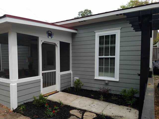 Nanny Goat Cottage Cottages For Rent In Mount Pleasant South