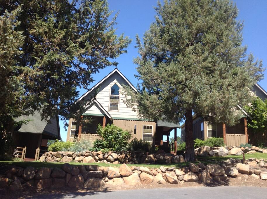 4647 Marsh Hawk Drive, Pelican Springs, Running Y Ranch/Resort