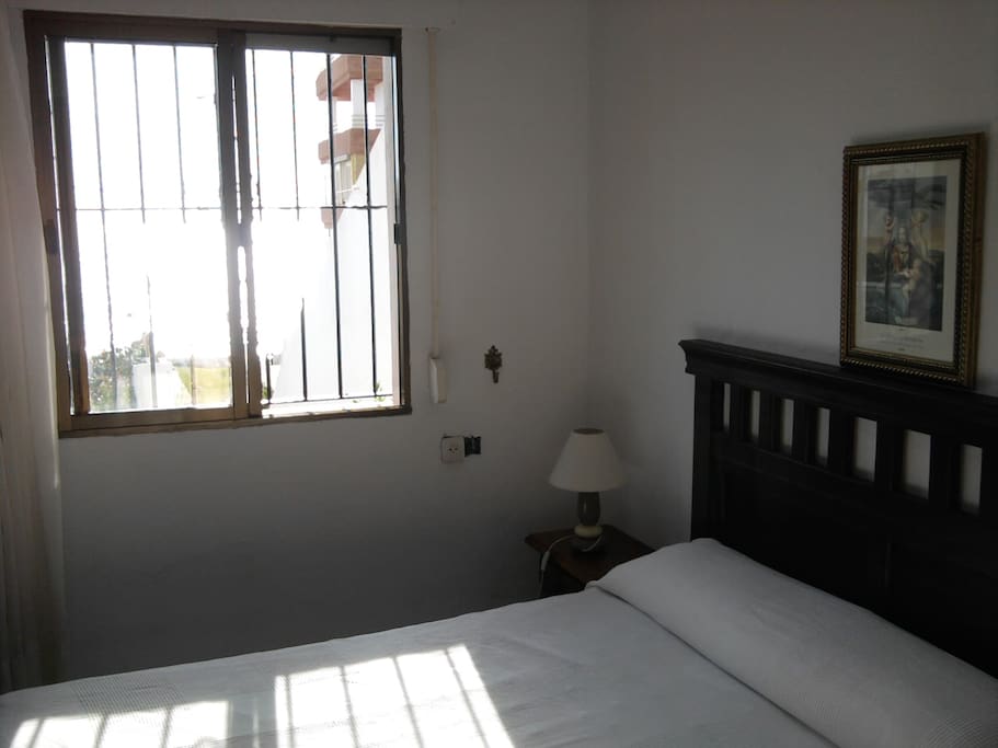 Dormitorio 1 con vista al Mar