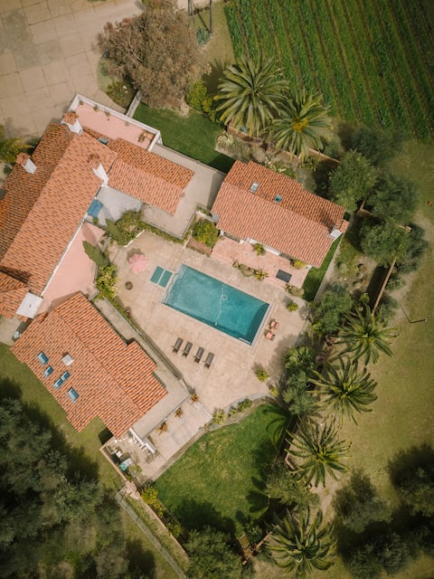 Hacienda House on Vineyard w/Pool/Hot Tub/GameRoom